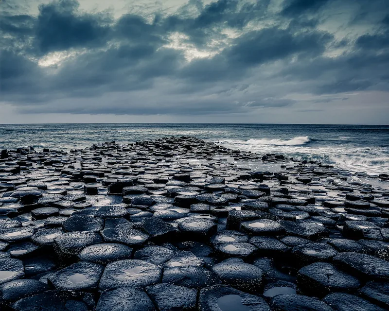 Hexagonal basalt columns at Giant's Causeway, Northern Ireland
